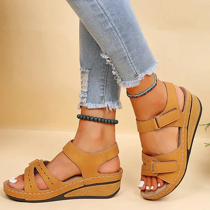 Clodagh - Elegant Strappy Sandals | Chic Design with Cushioned Sole for All-Day Comfort